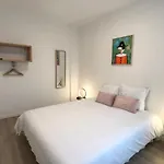 Deluxe Design - Center Cosy *