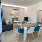 Deluxe Design - Center Cosy Apartament