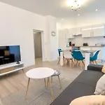Deluxe Design - Center Cosy Apartament