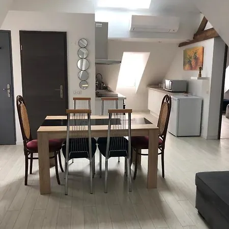 Deluxe Design - Center Cosy *