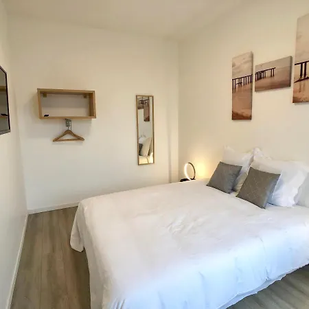 Deluxe Design - Center Cosy *