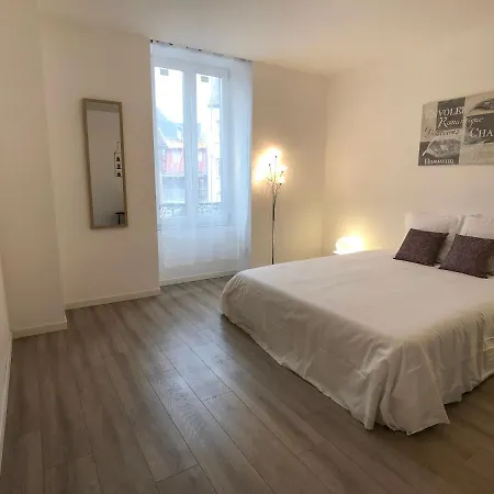 Deluxe Design - Center Cosy Apartment