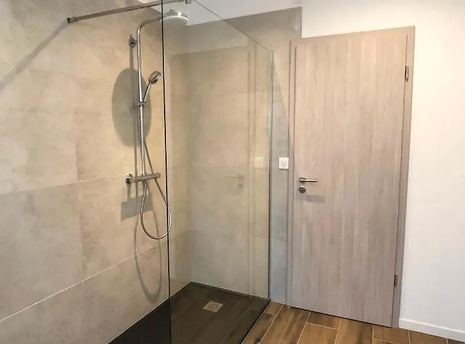 Deluxe Design - Center Cosy